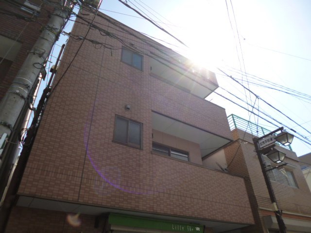 コーポアゼリアの外観