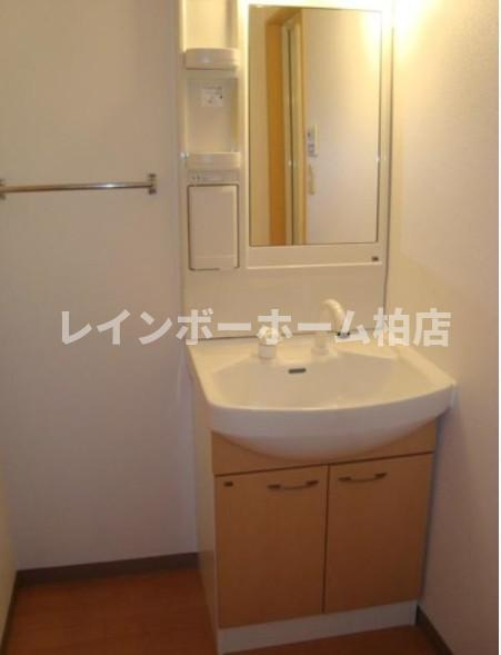 【仲介手数料：50％OFF】対象物件！の洗面所|コンパクトで使いやすい洗面所