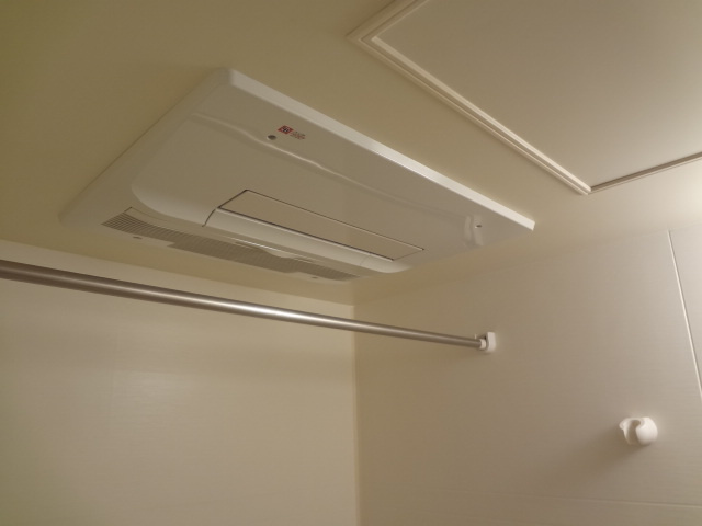 アクトフォルム江古田の設備|浴室乾燥機