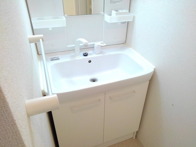 ウォーターラッド夏見台の洗面所