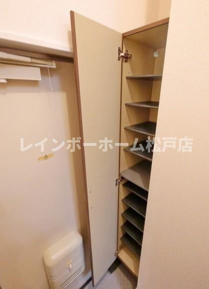 ウエストフィールド八潮の玄関|シンプルで使いやすい玄関です