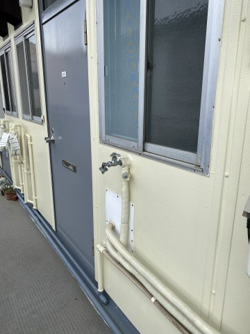 メゾンカンコーの設備|洗濯機置き場