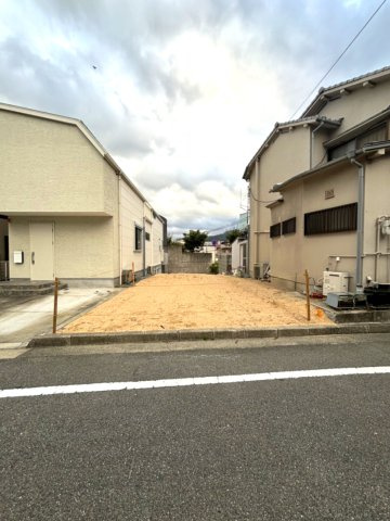 西宮市石刎町土地の外観|対象不動産東側