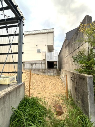 西宮市石刎町土地の外観|対象不動産北側