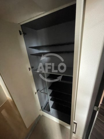 プレサンス天満橋アンジェの収納|プレサンス天満橋アンジェ　シューズボックス