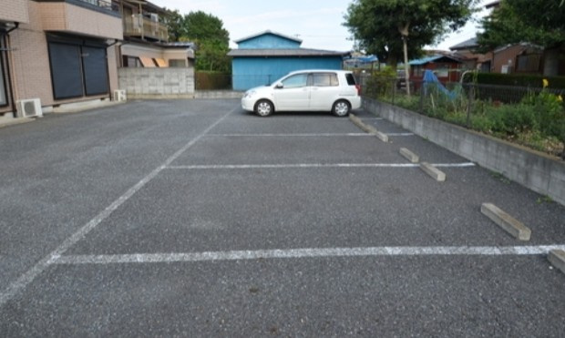 プリムローズ与野の駐車場