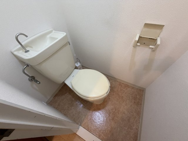 メゾンモナムールのトイレ