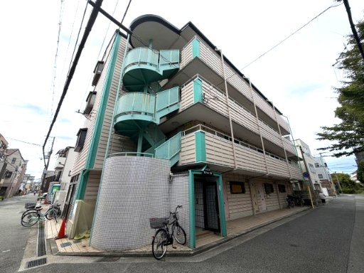 メゾンモナムールの外観