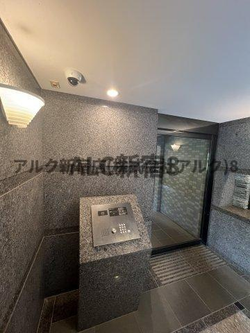  ルーブル千歳烏山のロビー