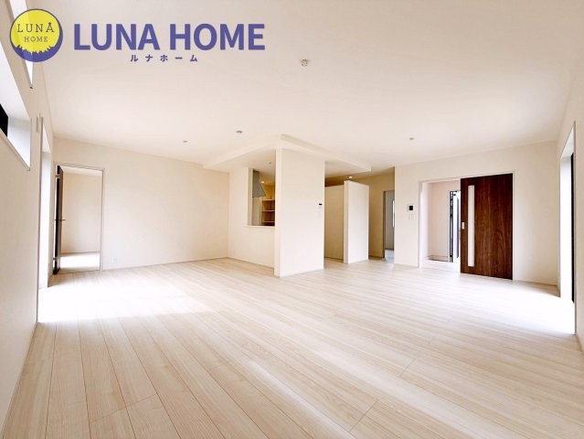 石岡市府中2期　新築戸建　平屋の居間・リビング