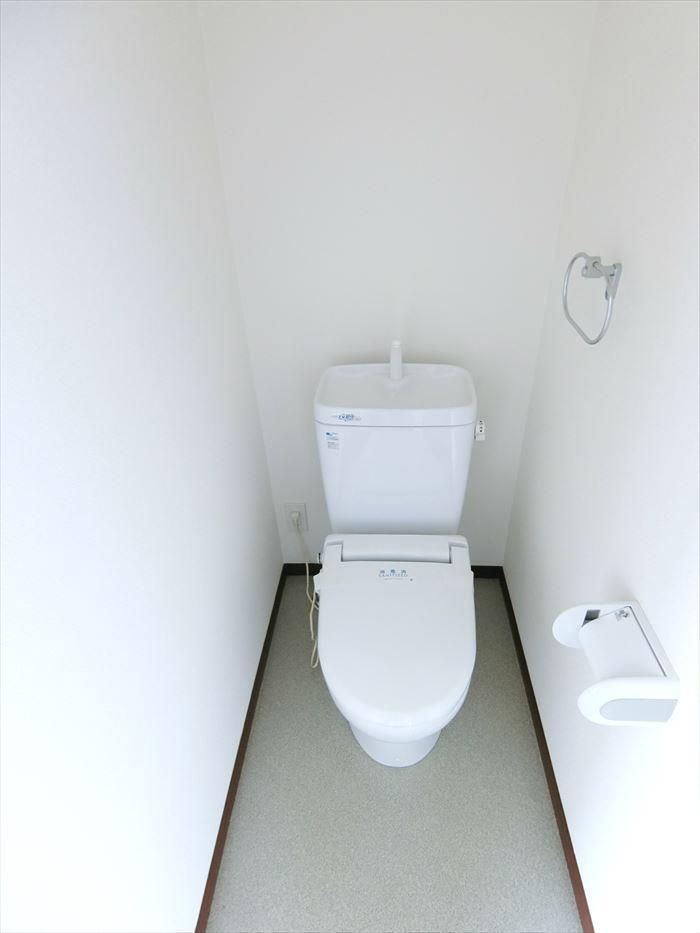 ラビーナ櫛原のトイレ|快適な温水洗浄便座トイレです