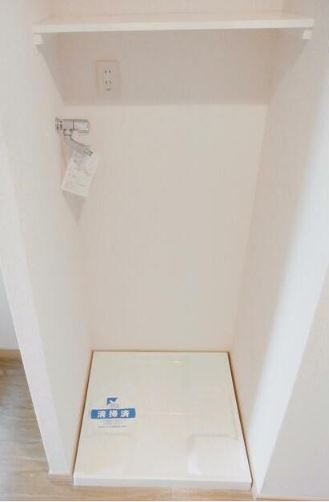 スカイコート文京茗荷谷の設備|洗濯機置き場※別室参考写真です。