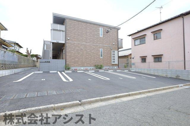 AKRの駐車場