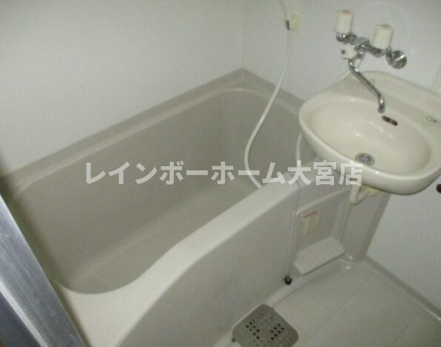 アムール AKの浴室