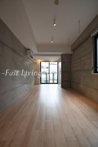 ZOOM新宿夏目坂の居間・リビング