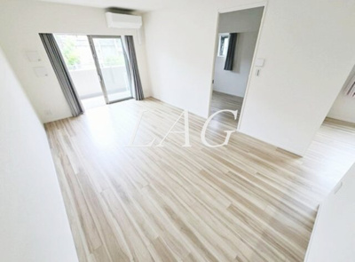 【居間・リビング】 | ルピアコート南浦和 | 洋室のお部屋です。