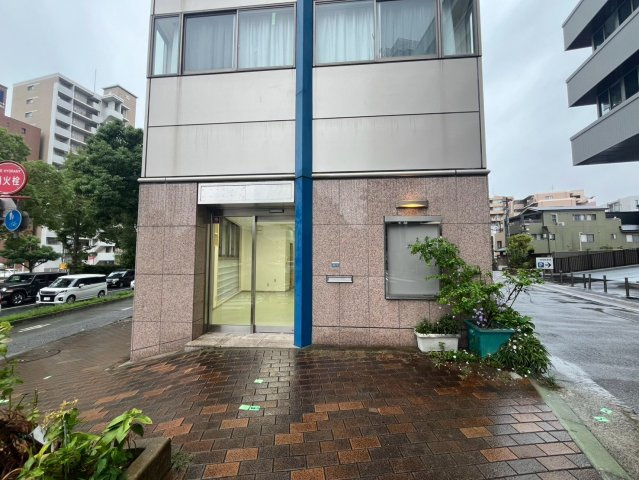 山手井上ビルの外観|きれいな外観です