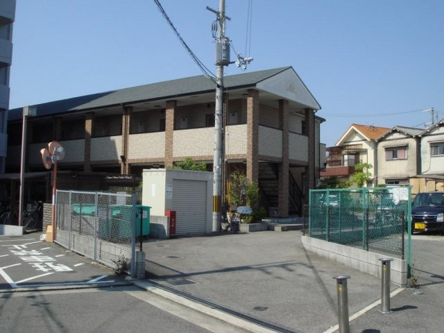 エトワール深井の外観|建物外観を気になさる方へ、見た目の良い物件です