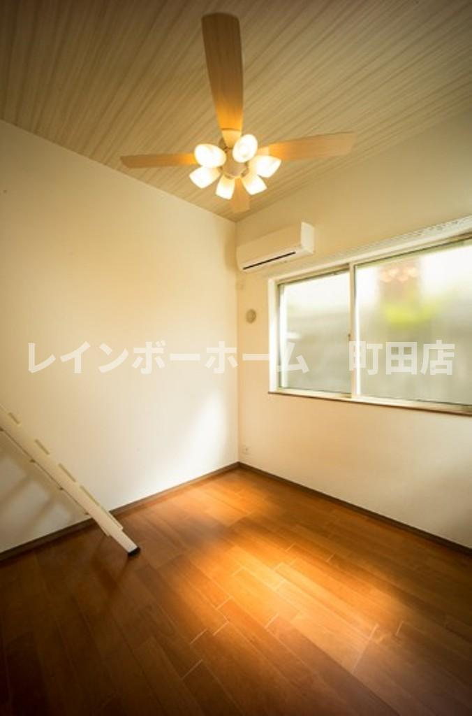 アザーレ・クオン新百合ヶ丘2※初期費用分割後払いサービス利用可能物件の居間・リビング