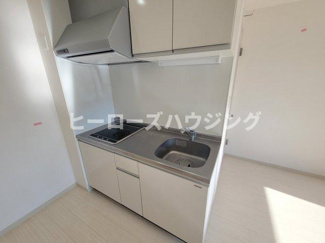 【キッチン】 | マノワール豊中玉井町 | ※同タイプの写真となり、実際のお部屋とは異なる場合があります