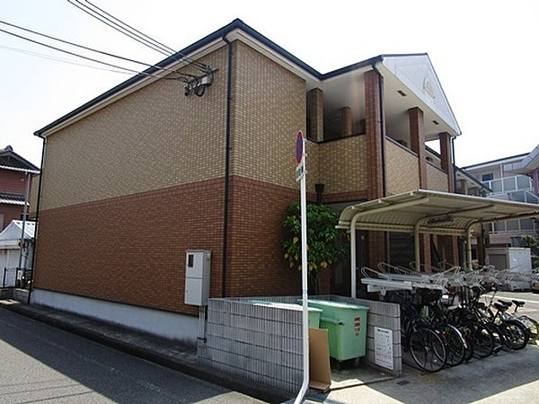 フジパレス水池の外観