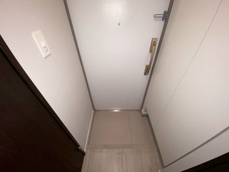 CREAL錦糸町の玄関