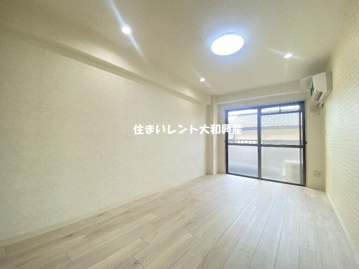 PALビルの居間・リビング