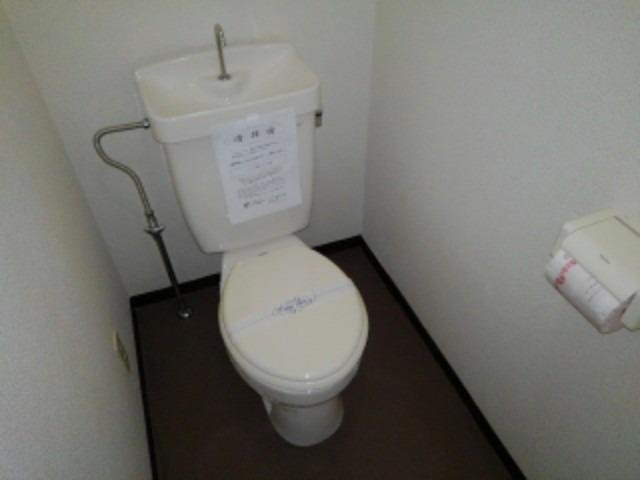 シャレール花見のトイレ|清潔感のあるトイレです