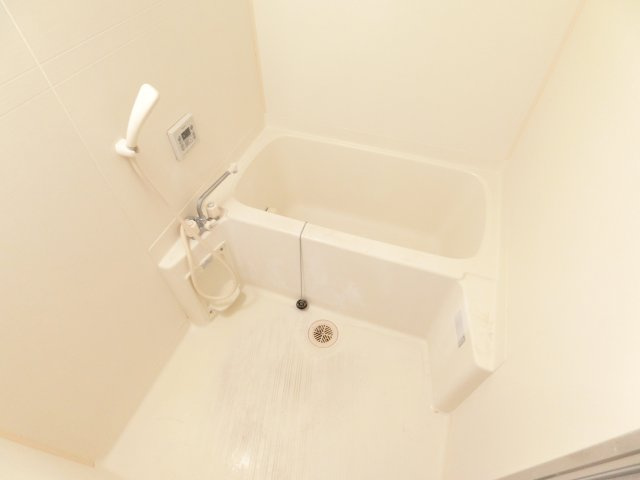 ファーストパレスの浴室|同マンション別部屋イメージ写真