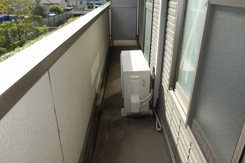 狛江市中和泉３丁目の賃貸マンションのバルコニー