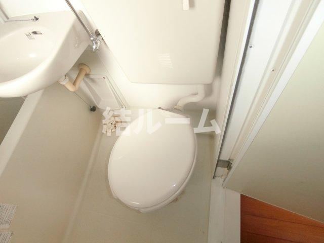 北区中十条３丁目の賃貸マンションのトイレ