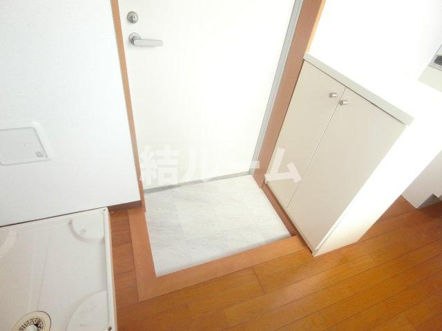北区中十条３丁目の賃貸マンションの玄関