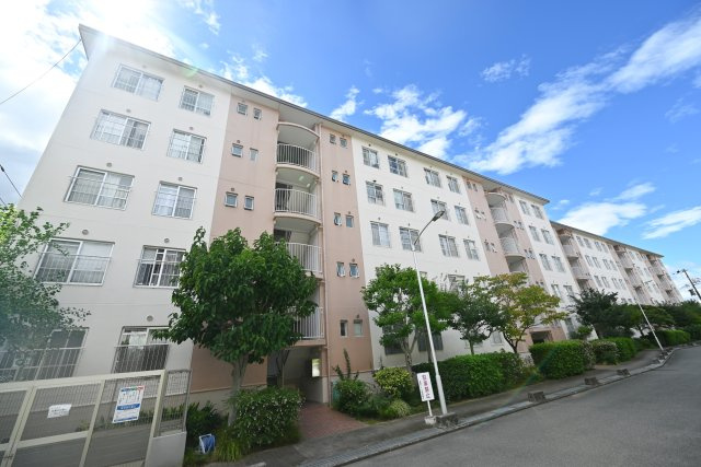 有楽箕面ハイツ3号棟