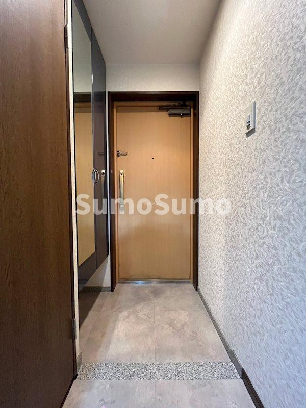 ホープ松屋町住吉の玄関