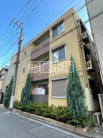 Akarenga浅草の外観