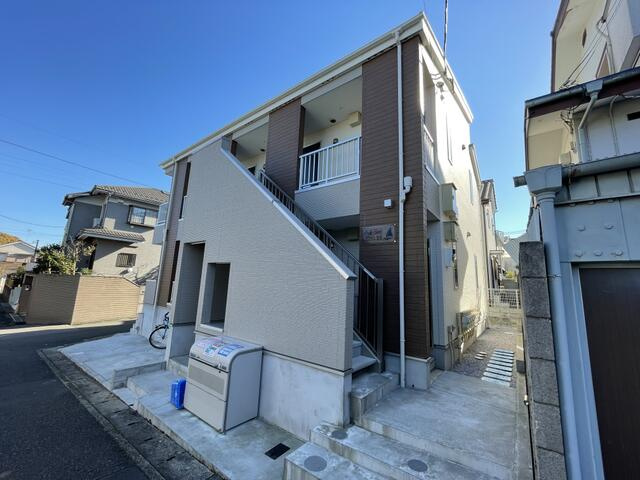 川崎市多摩区生田６丁目のアパートの外観