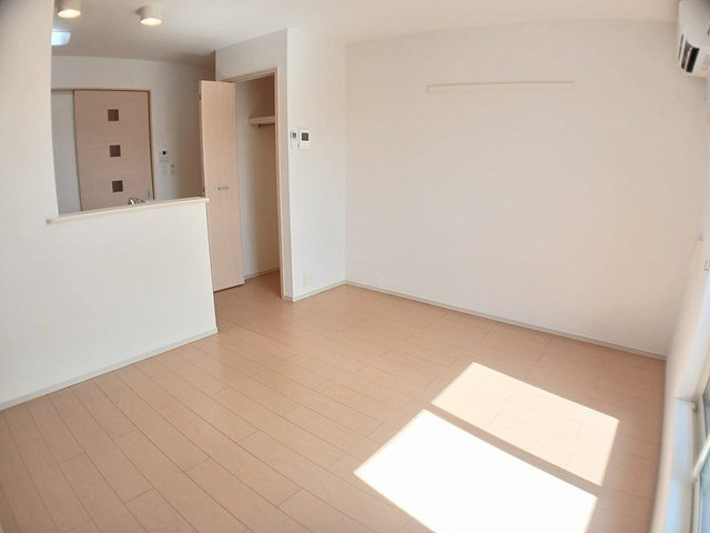 ヒルズ福津Ⅰの居間・リビング|こちらの居間で趣味の時間をお楽しみください