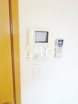 【設備】 | プティネージュ | モニター付きインターホンです。