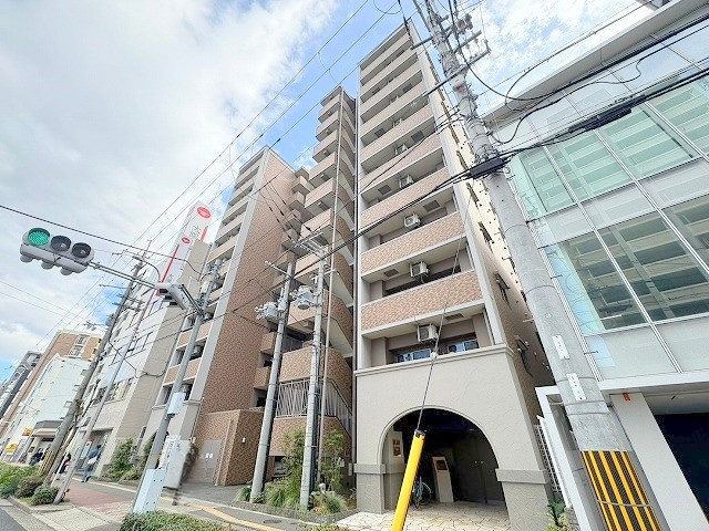 CITY SPIRE十三東の外観