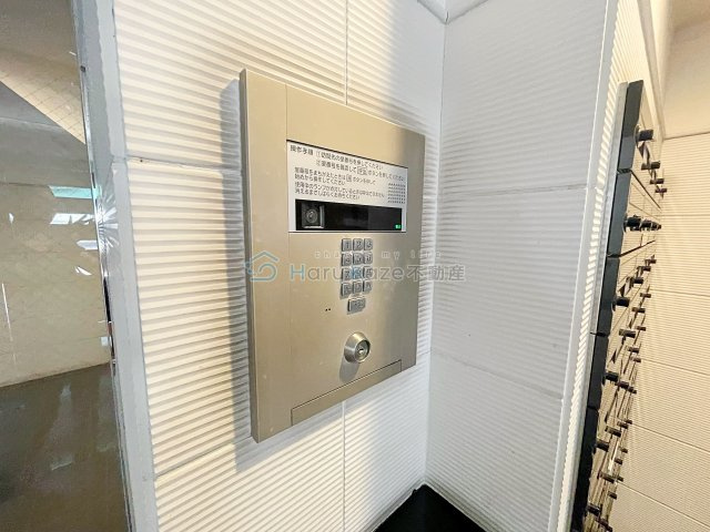 【エントランス】 | ピースプレイス牛巻【名古屋市賃貸・宅配ボックス】