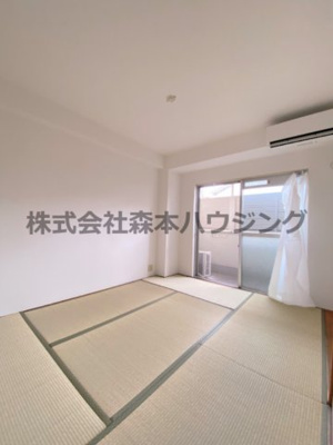 【和室】 | 　カルチェ・ダムールC棟 | 畳の上でゆっくりとくつろげる和室です