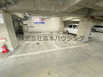 【駐車場】 | 　カルチェ・ダムールC棟 | 駐車場があります