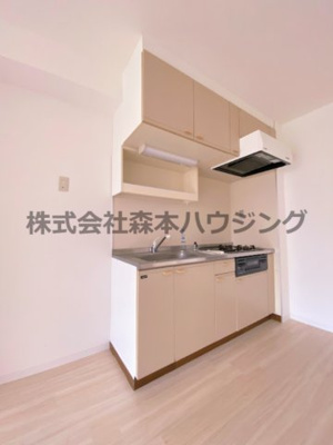 【キッチン】 | 　カルチェ・ダムールC棟 | きれいなキッチンです