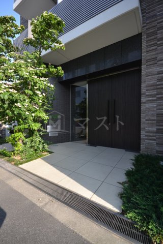 ロイヤルレジデンス北梅田のエントランス