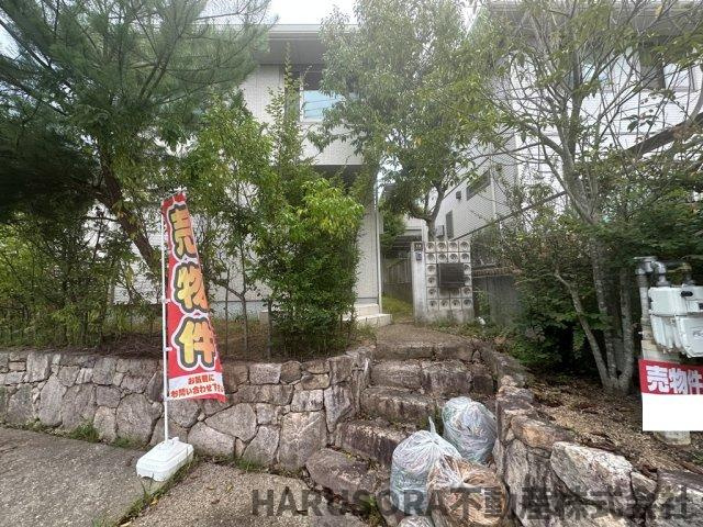 四條畷市田原台8丁目　２階建の玄関