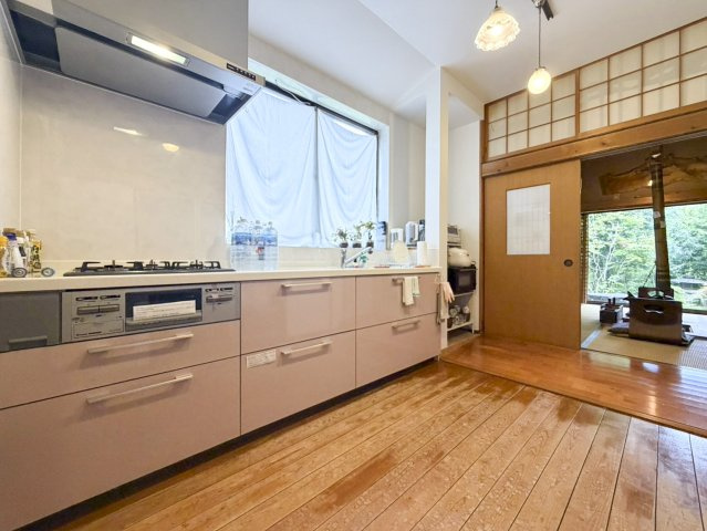 青梅市柚木町　古民家風の平屋　多摩川まで徒歩１分！のキッチン