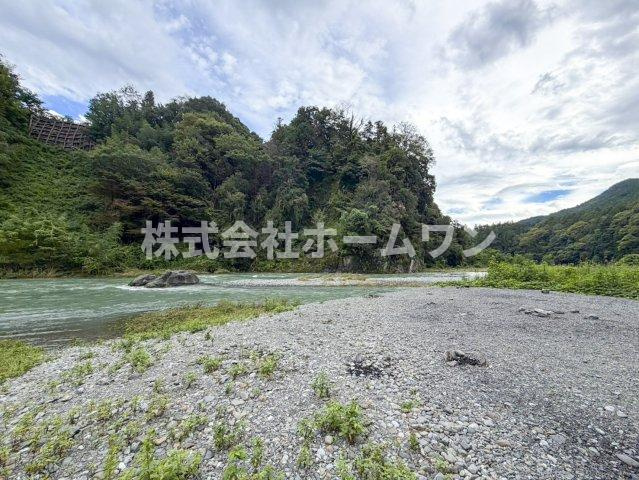 青梅市柚木町　古民家風の平屋　多摩川まで徒歩１分！の展望