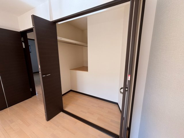 折戸町2-1-2戸建賃貸の収納|折戸町2-1-2戸建賃貸