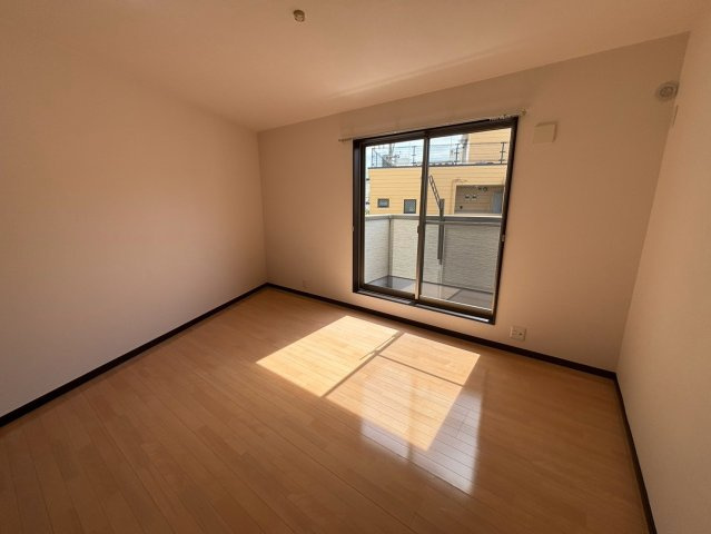 折戸町2-1-2戸建賃貸の寝室|折戸町2-1-2戸建賃貸