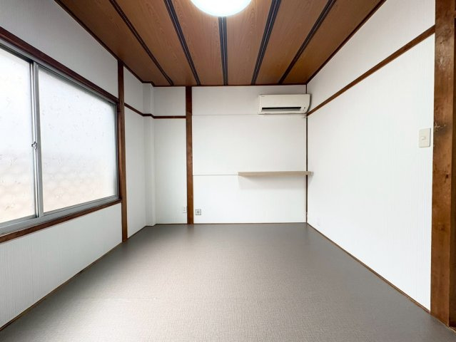 東大阪市永和1丁目の和室|明るく広さを感じられる室内。家具の配置がしやすく、くつろぎの空間としてもおすすめです。